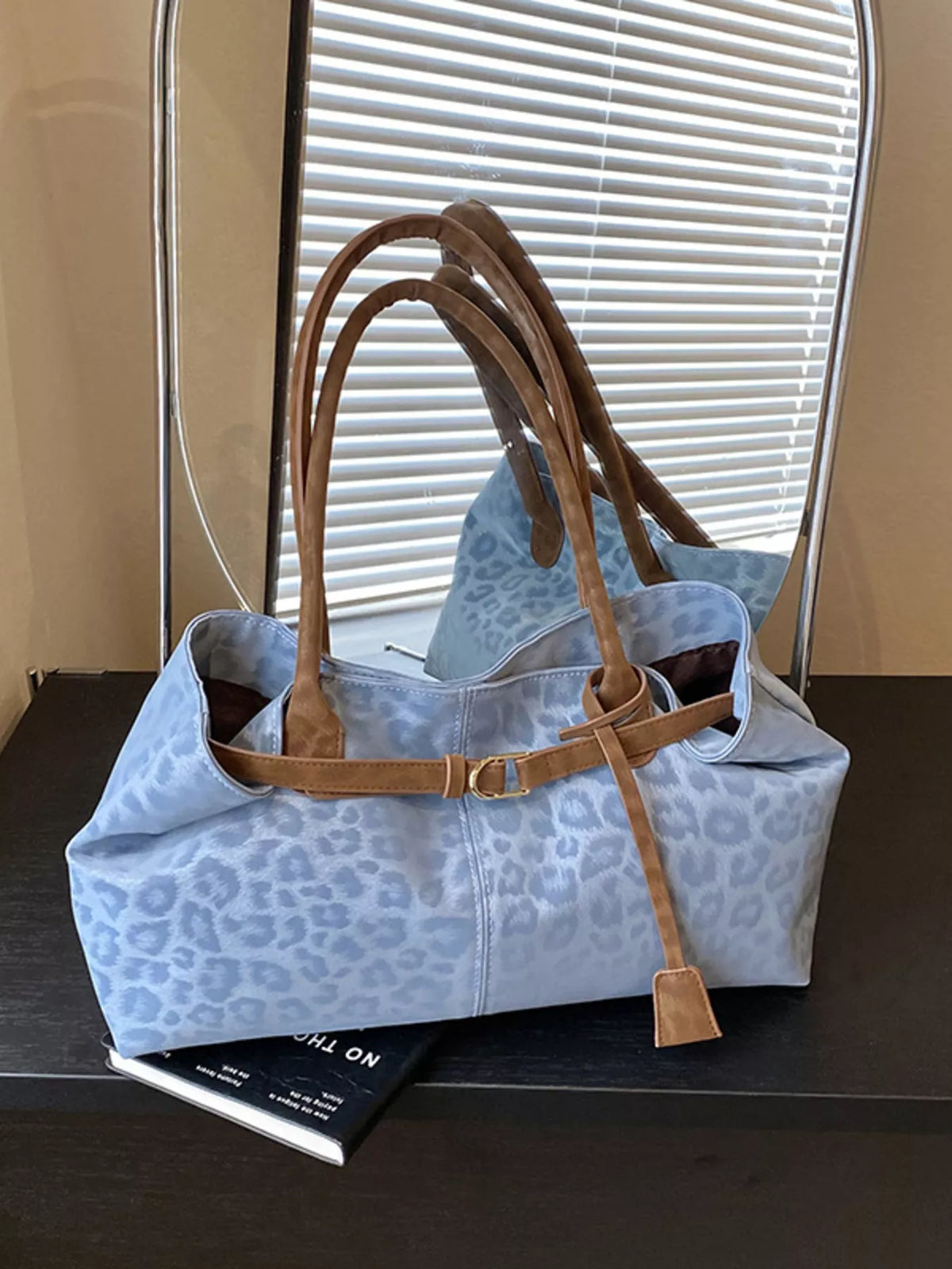 Large Leopard-Print PU Leather Handbag – Full Styling View