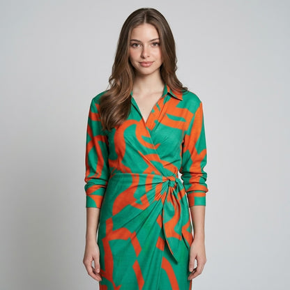 Printed Collared Shirt Dress – Collar Detail Close-Up | Celina Studio