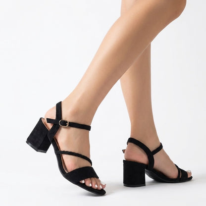 Black Open-Toe Mid-Heel Block Sandals – Open Toe Detail | Celina Studio