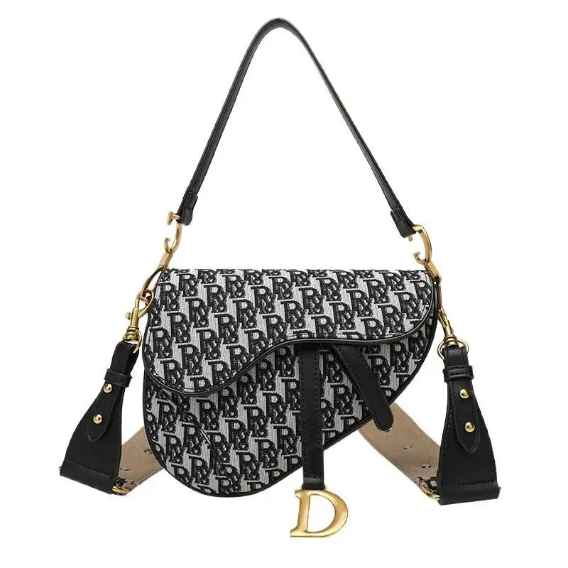 Chic Underarm Saddle Bag – additional view 5