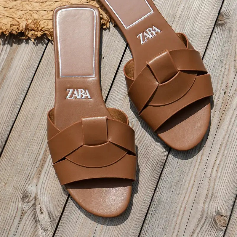Solid Color Pull-On Fashion Slippers