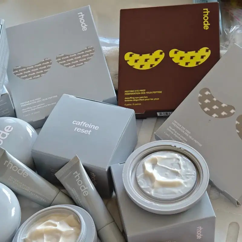 Caffeine Facial Mask & Lip Gloss Set – additional view 5