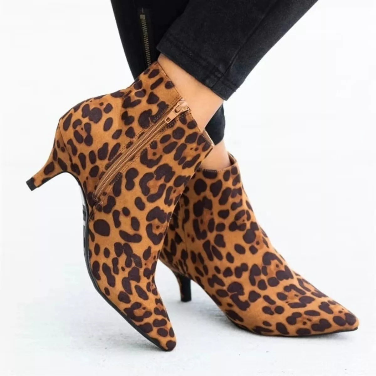 Pointed-Toe Kitten-Heel Boots – Kitten Heel Detail | Celina Studio