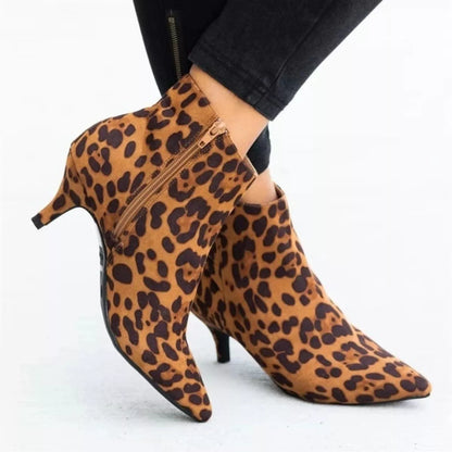 Pointed-Toe Kitten-Heel Boots – Kitten Heel Detail | Celina Studio