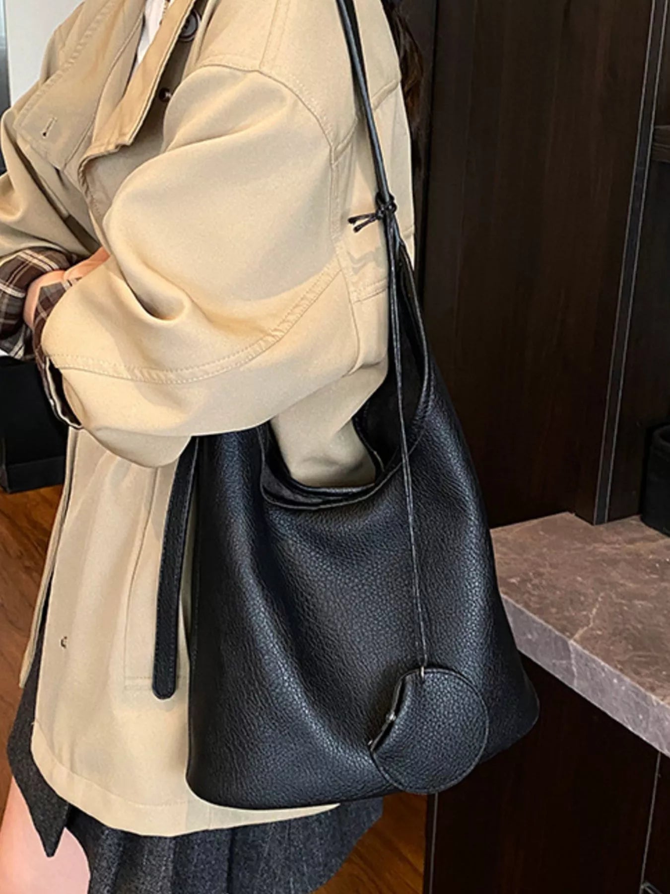 Structured Solid-Color PU Leather Handbag – Back View | Celina Studio
