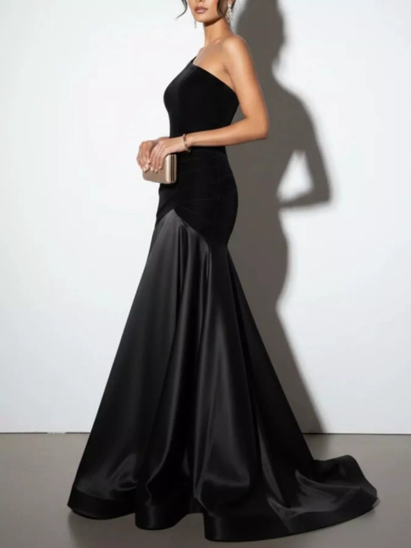 Wine Red Ruched One-Shoulder Floor-Length Dress – One-Shoulder Detail